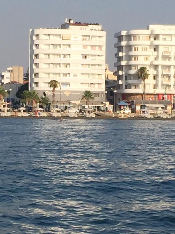לרנקה Alex Beach Apartment 51 מראה חיצוני תמונה